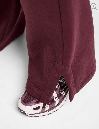 Nike Tracksuit Set